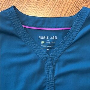 Purple Label by Healing Hands Medium Scrub Top